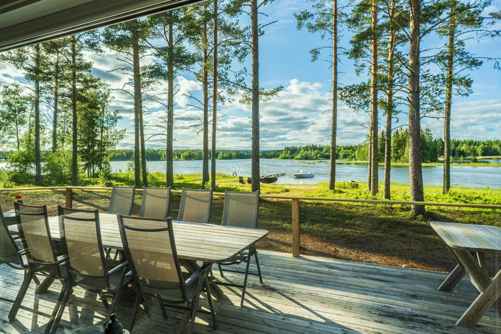 Terrace - Cottage with Water View near Coast