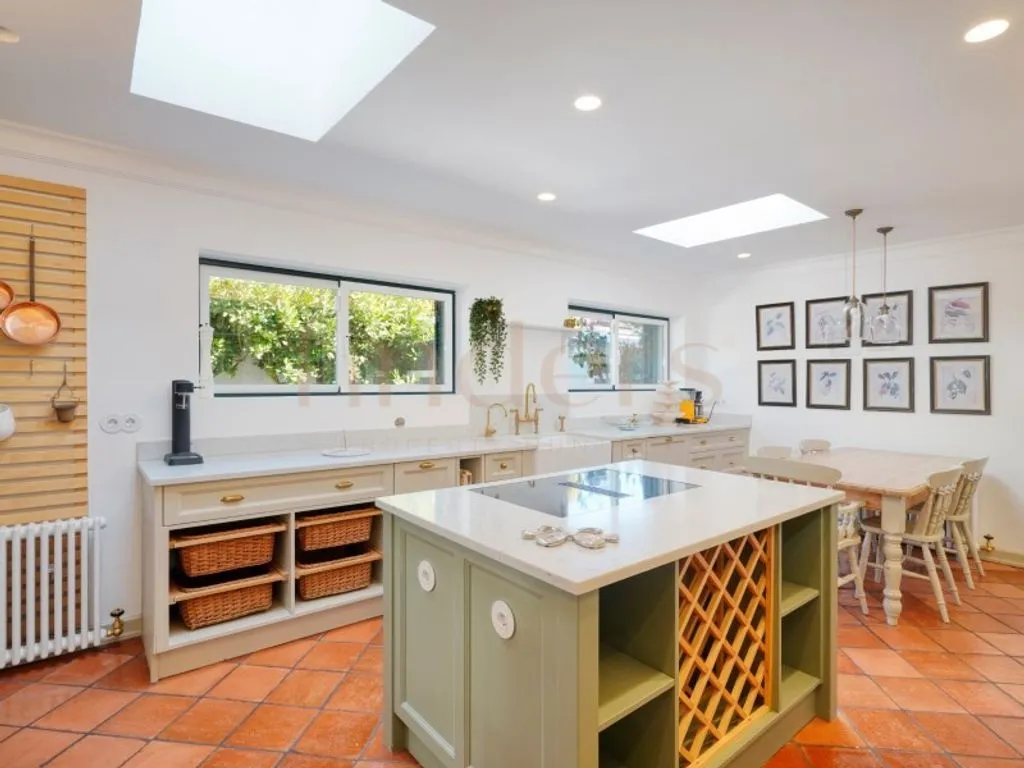 Cuisine - Luxury Villa with Pool in Birre, Cascais