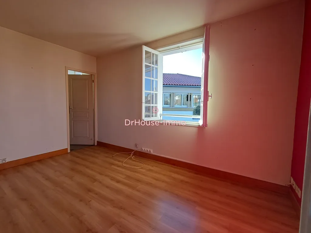 Pièces - Appartement Lumineux avec Balcon à Hendaye