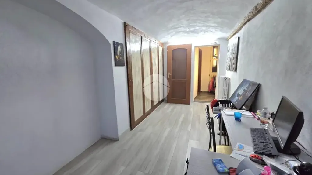 Bureau - Rustic House with Covered Patio in Rivarossa