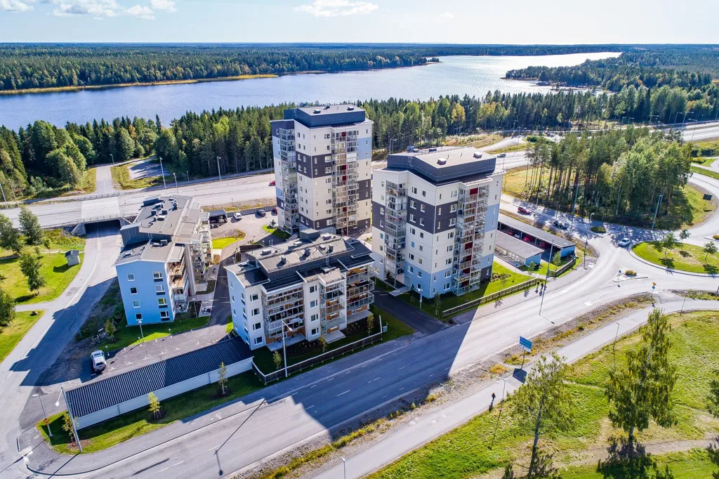 Õhuvaade - Bright 2nd Floor Flat with Balcony in Umeå