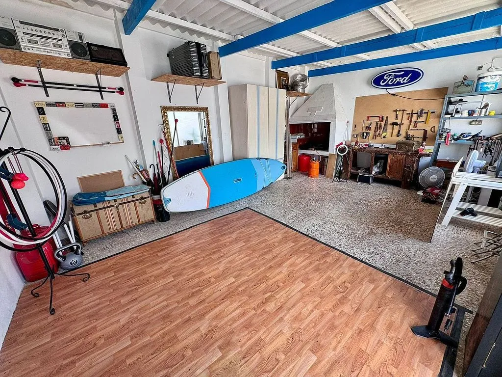 garage
