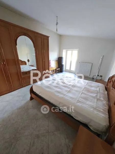 Magamistoad - Independent House with Garden in Raiano