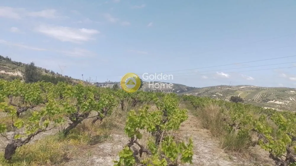 Jardin - Plot with Mountain View in Stavrakianika, Heraklion