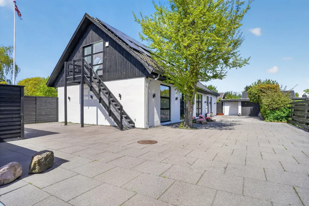 Extérieur - Fenced Villa with Garden in Solrød Strand