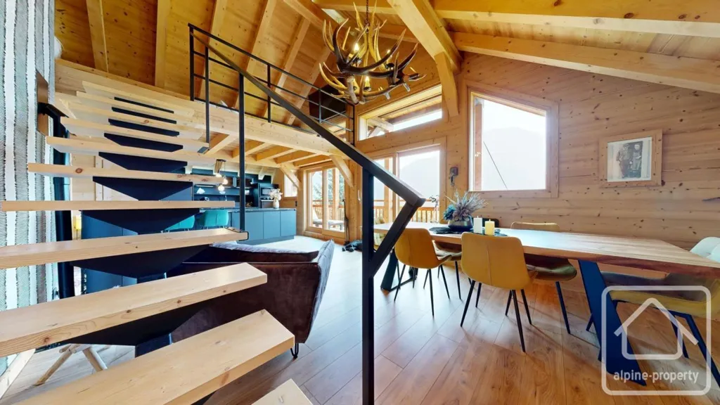 Salle à manger - Loft Rénové avec Terrasse Sud à La Motte