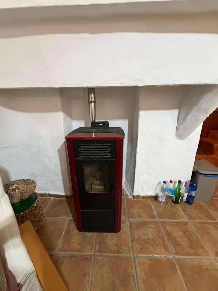 Séjour - 3-Bedroom House with Mountain Views in Oria