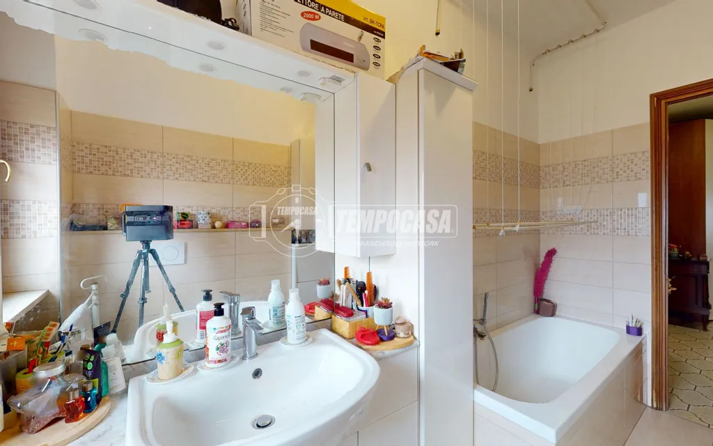 Bathrooms - Penthouse with Balcony in Settimo Torinese