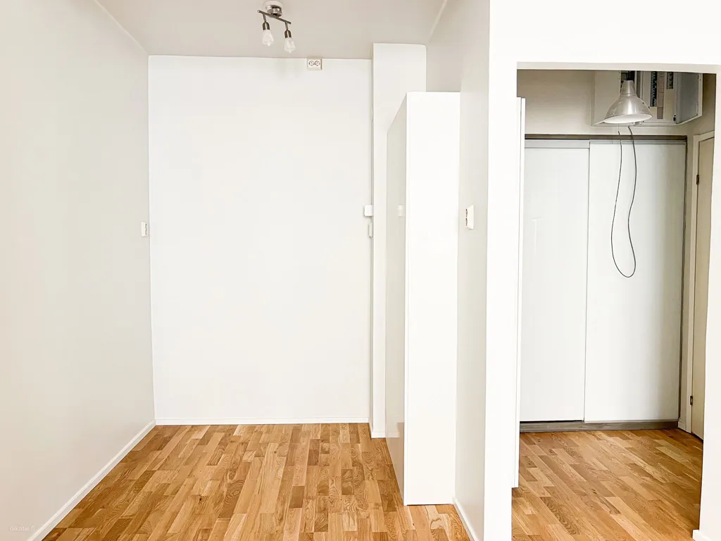 Toad - Remodelled Flat with Sea View in Ullanlinna, Helsinki