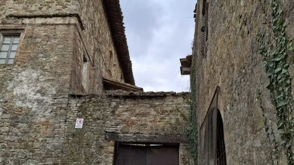 Garden - Historic Rustico with Panoramic Views in Umbertide