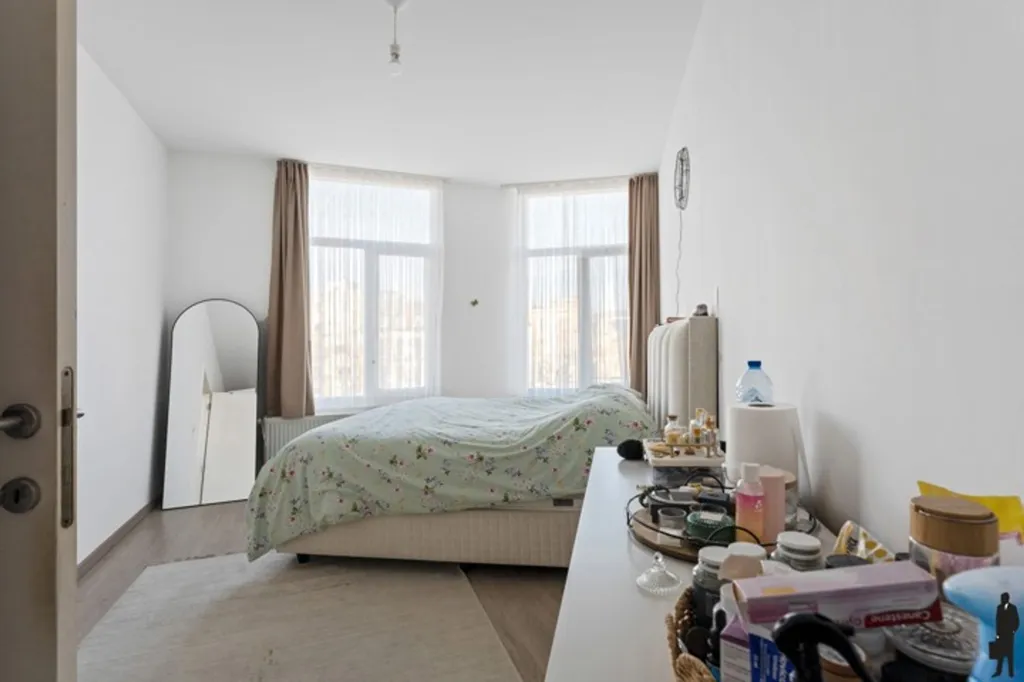 2 magamistoaga maja asukohas Antwerpen