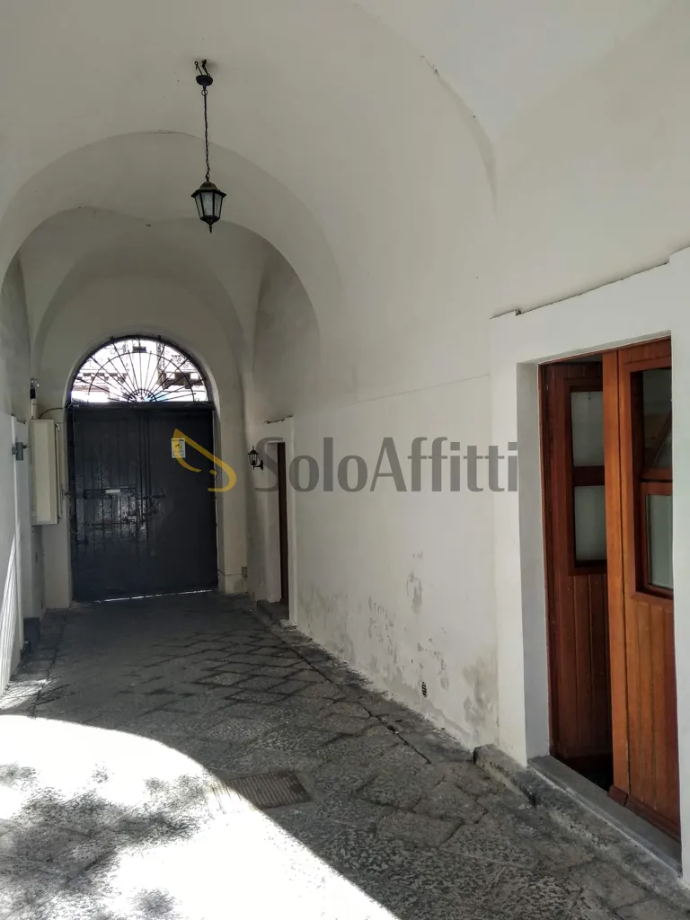 Entrée - Fully Furnished Duplex in Catania's Historic Centre