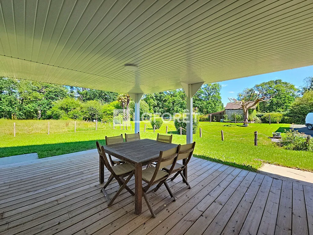 Terrasse - Maison Contemporaine à Proximité d'Orthez