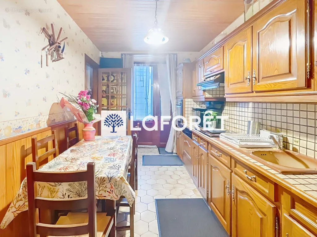 Köök - Charming Flat in Historic Crespières