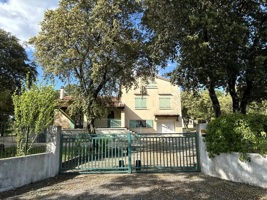 Extérieur - Maison avec terrasse et dépendances à Salindres