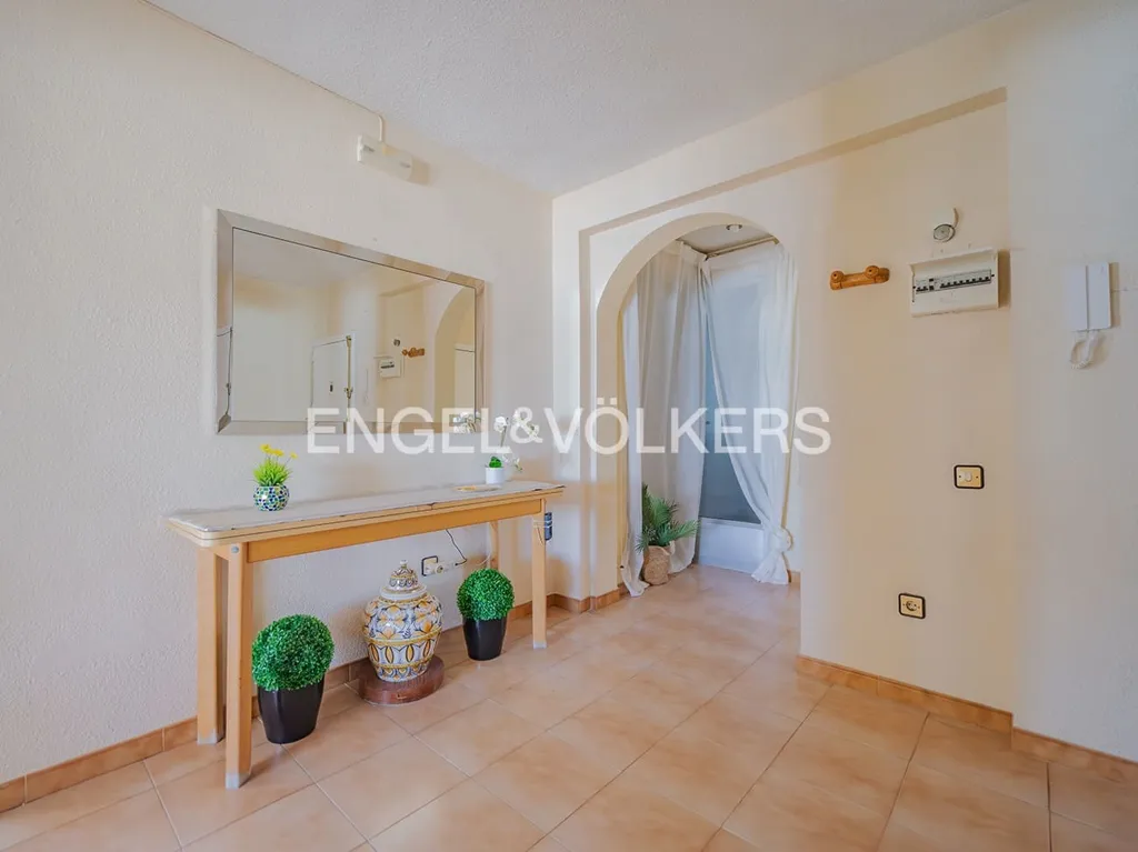 Hallway - Beachfront Apartment with Sea View in El Campello