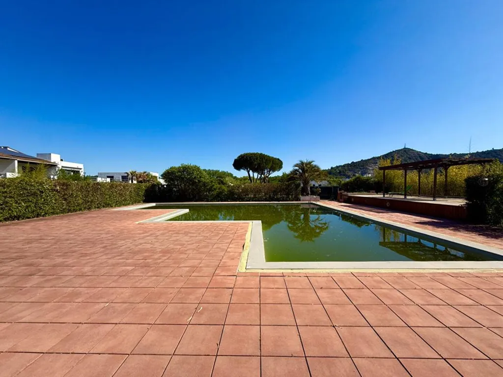 Bassein - Ground Floor Apartment with Garden in Ruoms