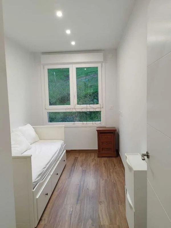 Magamistoad - 3-Bedroom Apartment with Garage in Altamira