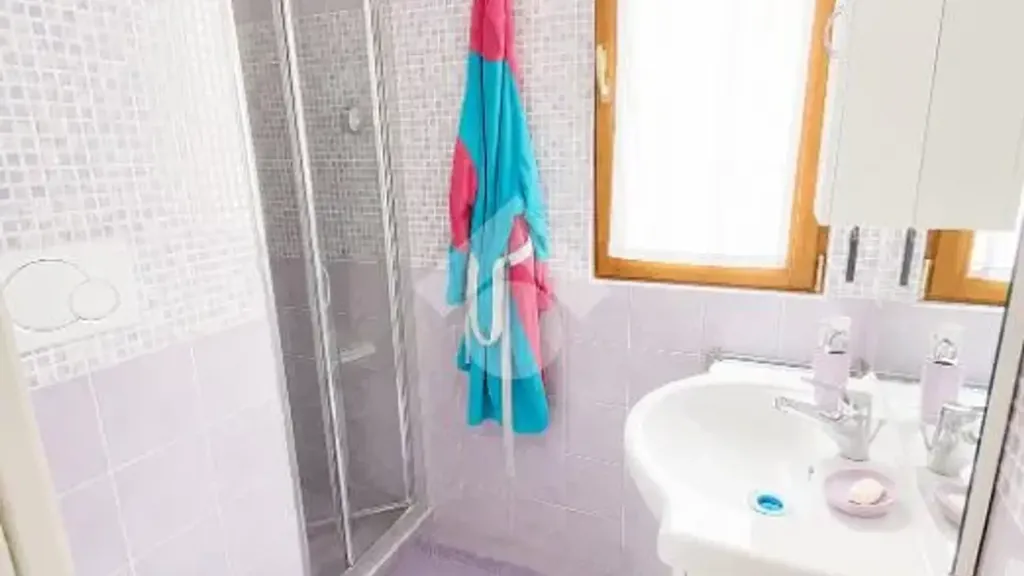 Bagni - Bright Triplex with Balcony in Rome