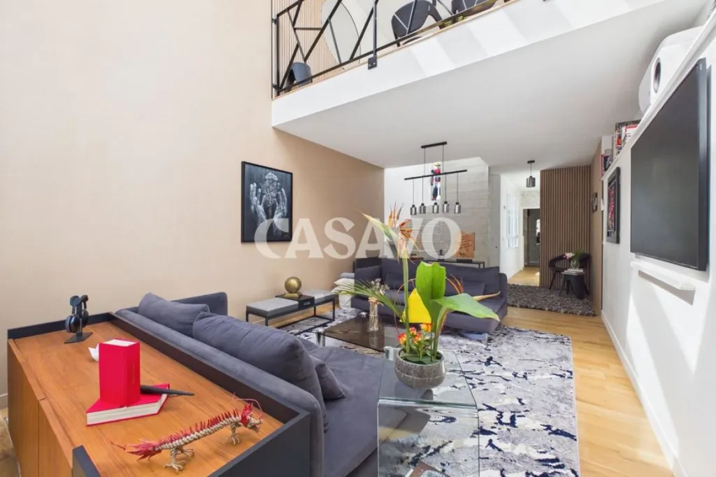 Soggiorno - Architectural House with Terraces in Puteaux