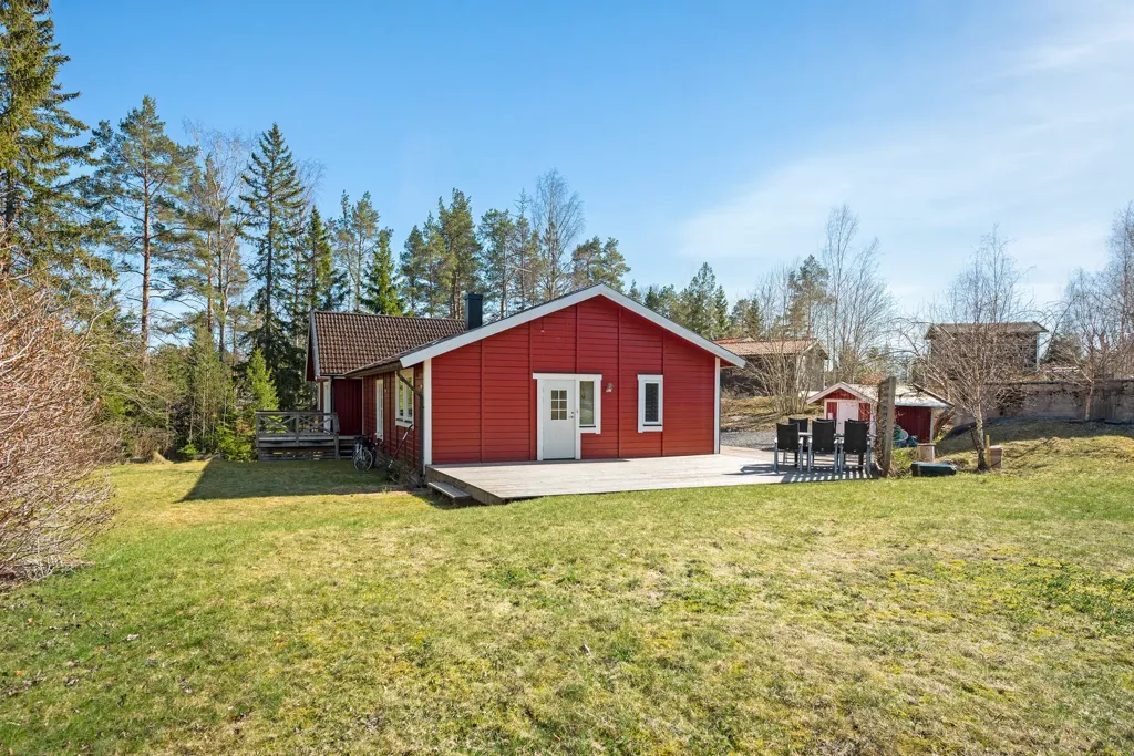 Jardin - Spacious House with Open Plan in Norrtälje