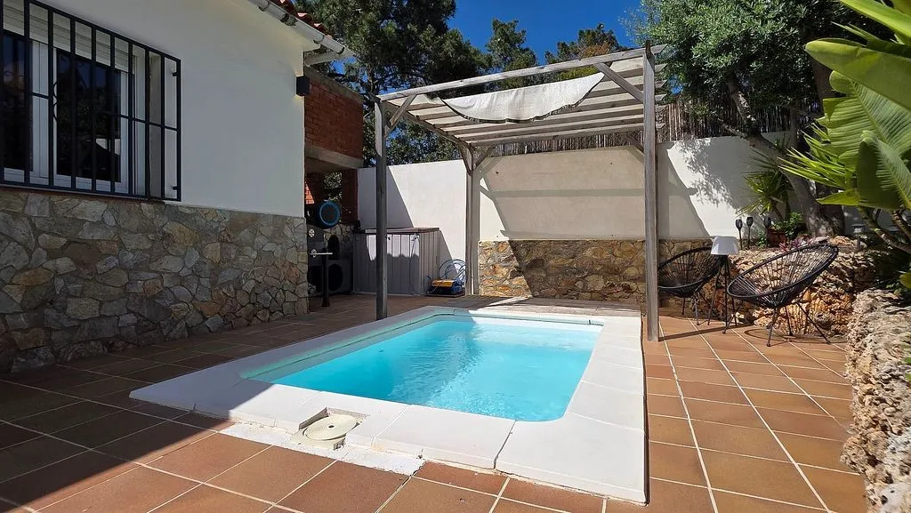 Bassein - Chalet with Pool and Terrace in Lloret Blau