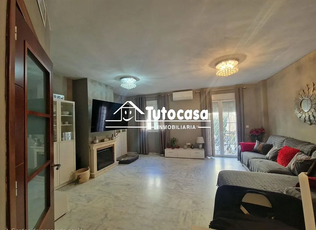 Living Room - Semi-detached House with Air Conditioning in Montequinto