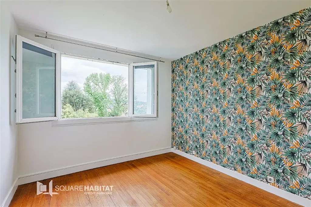 Magamistoad - 5-Piece Apartment with Garage in Pau