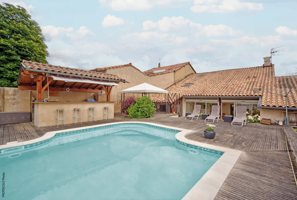Piscine - Maison avec Piscine et Terrasses à Rieumes