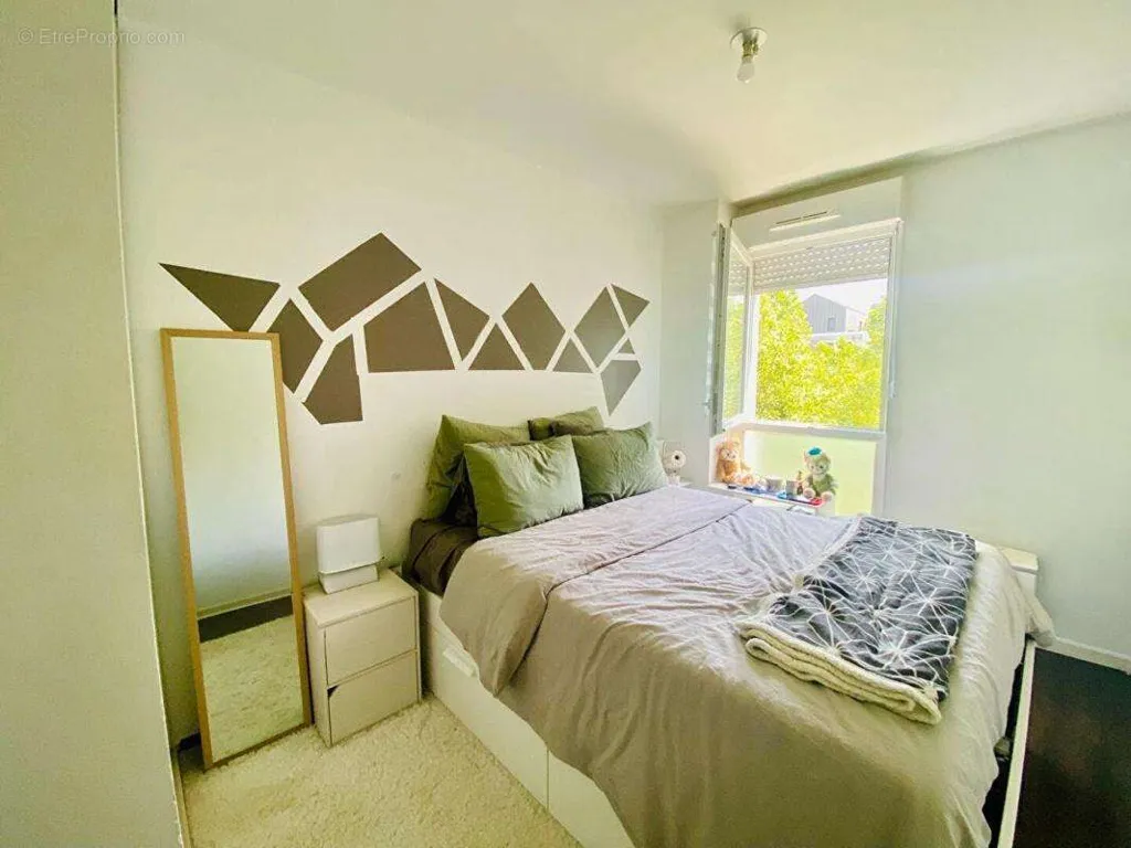 Camere da letto - 4-Bed Apartment with Balcony in Montévrain