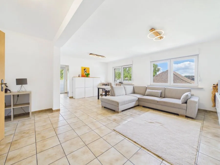 Séjour - Appartement 2 Chambres avec Vue Dégagée à Gilsdorf