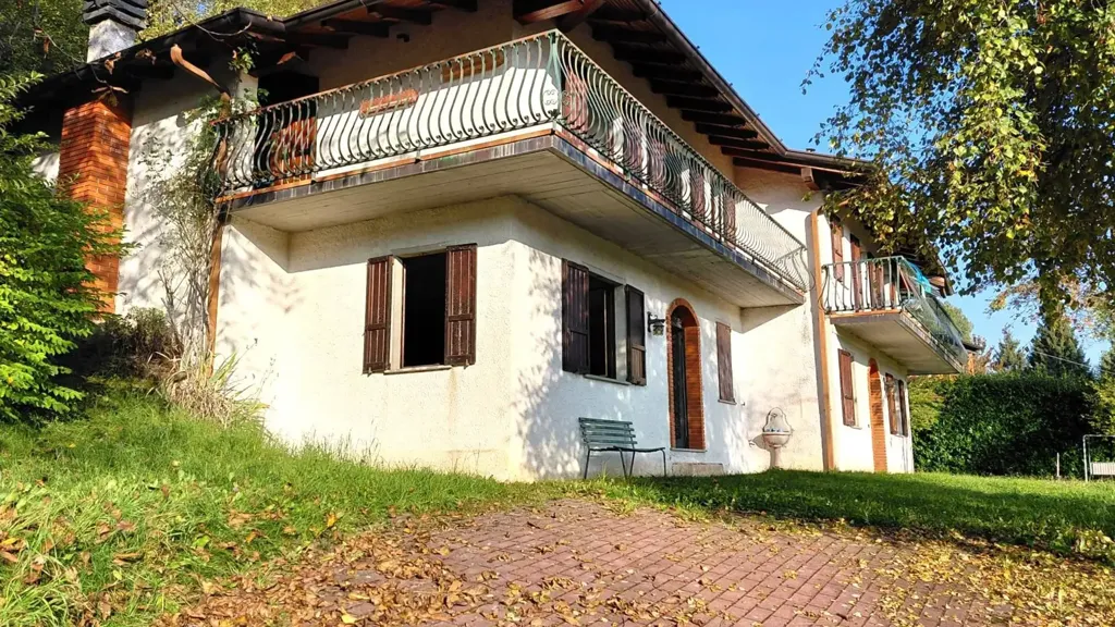 Välivaade - Bifamiliar Villa with Panoramic View in Marmentino