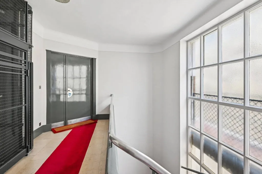 Entrée - Pied à Terre Duplex avec Vue Tour Eiffel à Paris XVI