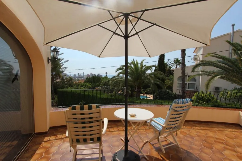 Terrasse - Mediterranean Villa with Pool in Calpe