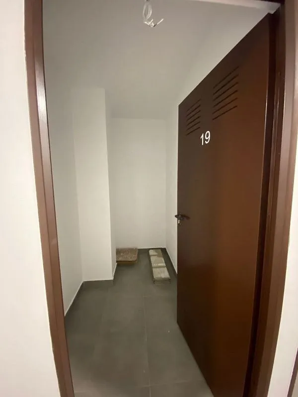 Entrée - Modern Flat with Balcony in Campo Street