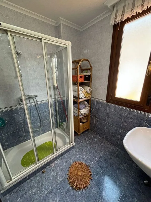 Salles de bain - Apartment with South-Facing Terrace in Noja