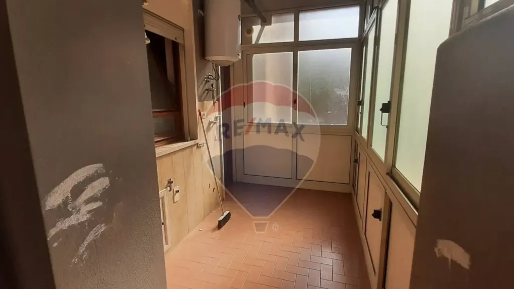 Esik - Ground Floor Apartment with Terrace in Palermo