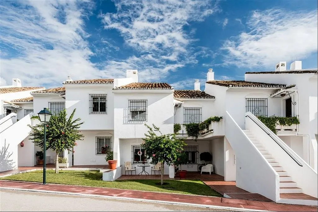Extérieur - Apartment with Pool in Nueva Andalucía