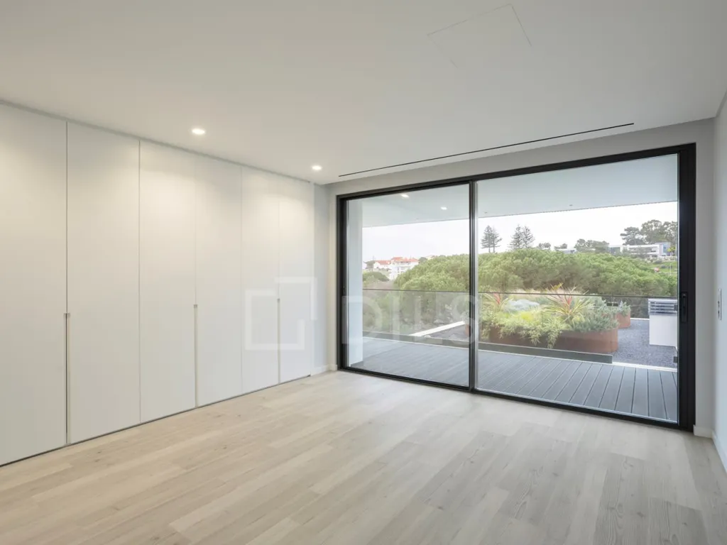 Magamistoad - T5+3 House with Pool in Cascais