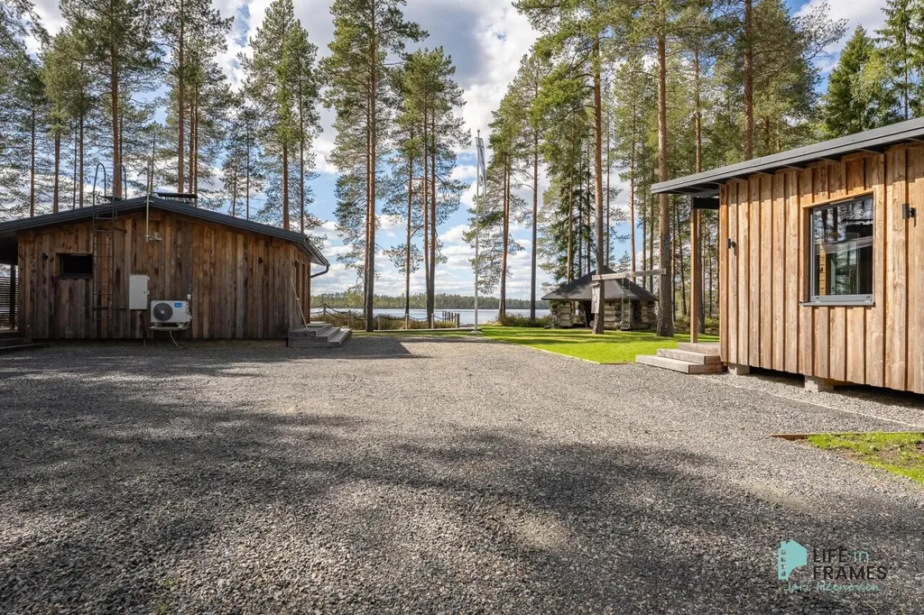 Välivaade - Holiday Home with Sauna by Lylyjärvi