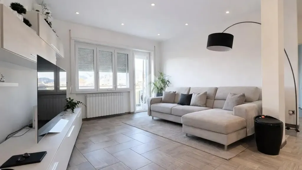 Soggiorno - Contemporary 3-Bedroom Apartment in Terni