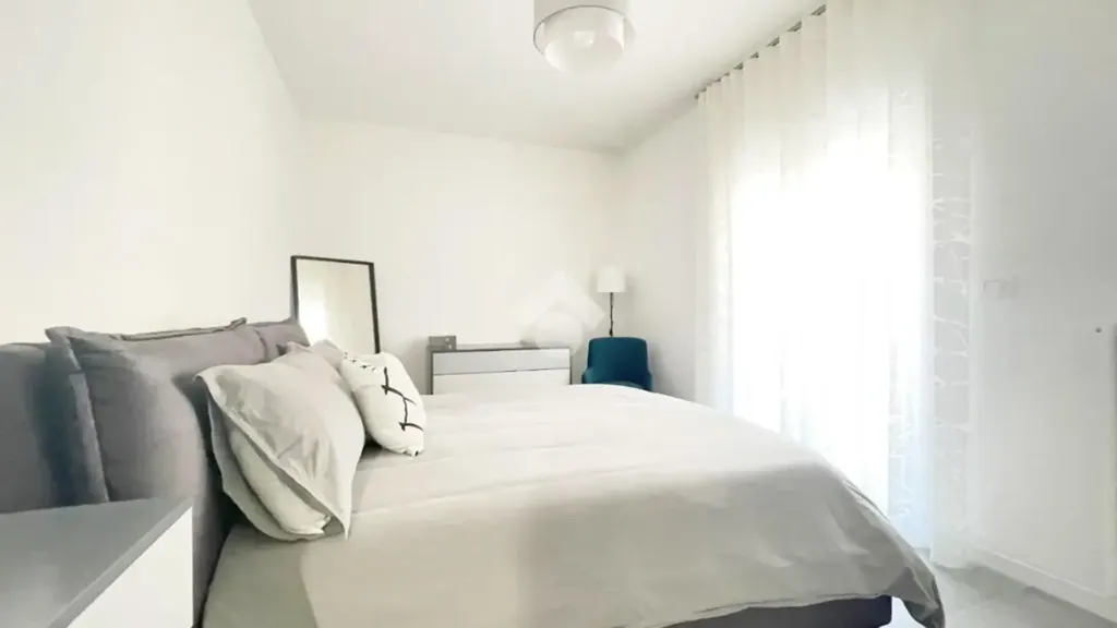 Magamistoad - Modern Apartment with Balcony in Central Vasto