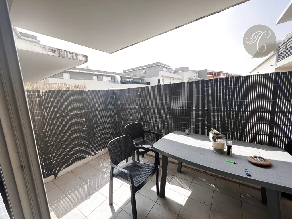 Terrazza - Apartment with Terrace on Top Floor in Avignon