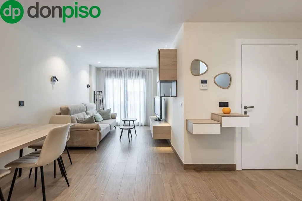 Sala da pranzo - Modernised Semi-detached Chalet in Albolote