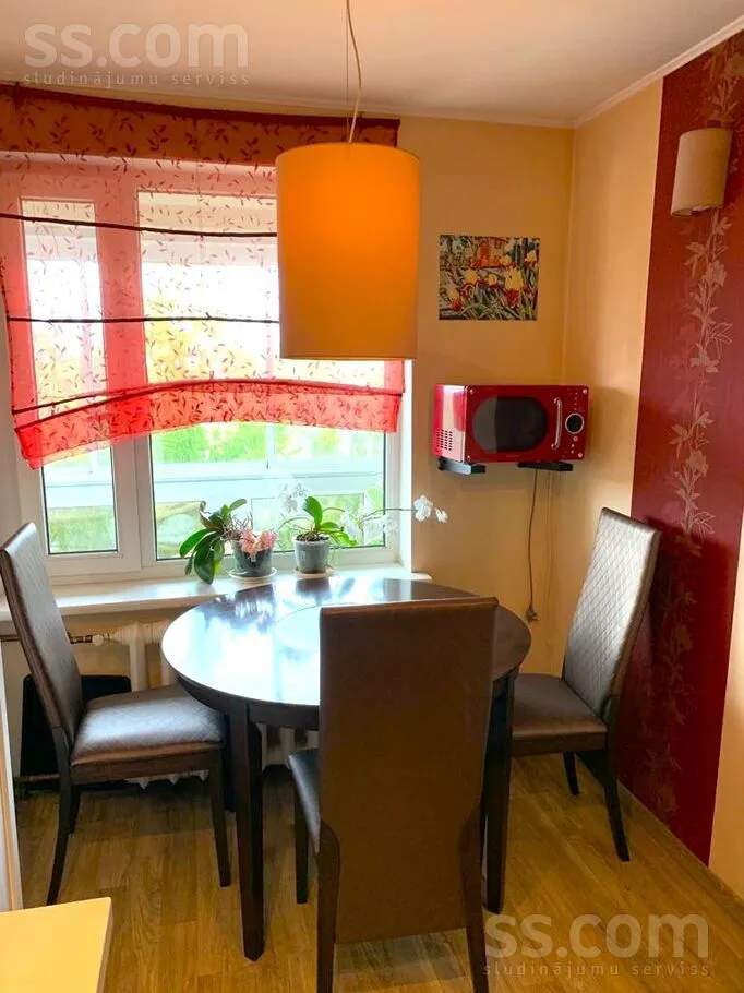 Söögituba - Two-Level Apartment with Panoramic Views in Mežaparks, Riga