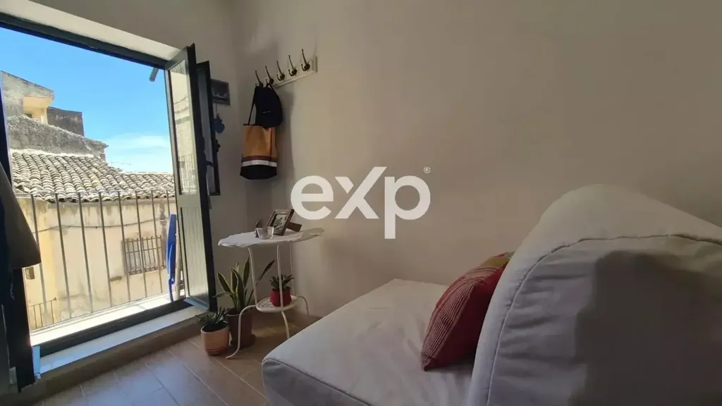 Chambres - Restored House with Balcony in Modica