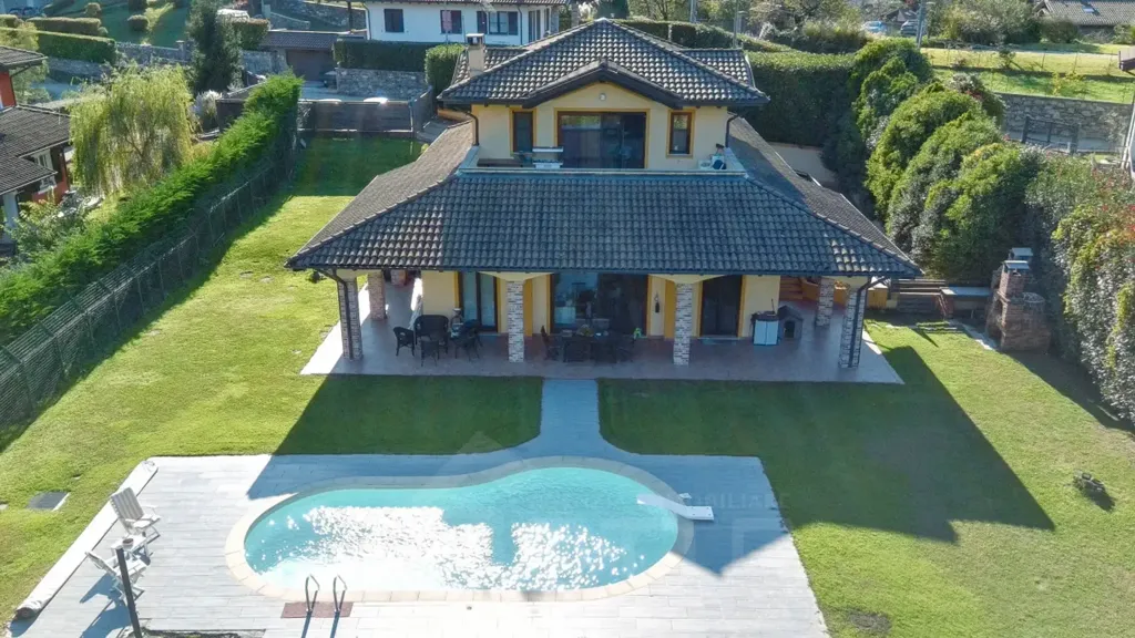Vue aérienne - Luxury Villa with Pool in Brovello-Carpugnino