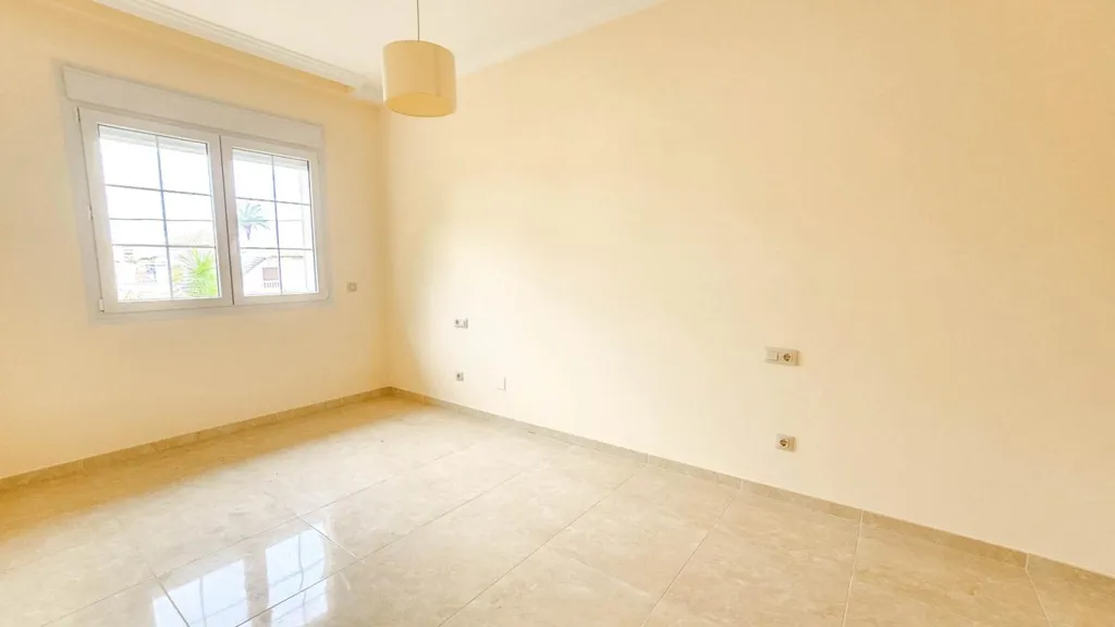 Pièces - Luxury Villa with Pool in Cabo Roig