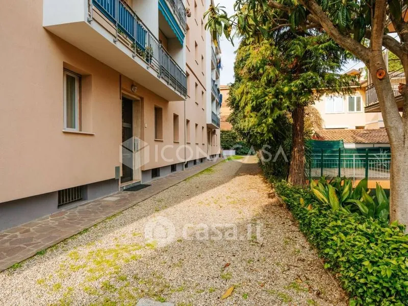 Jardin - Trilocale with Balcony in Bologna