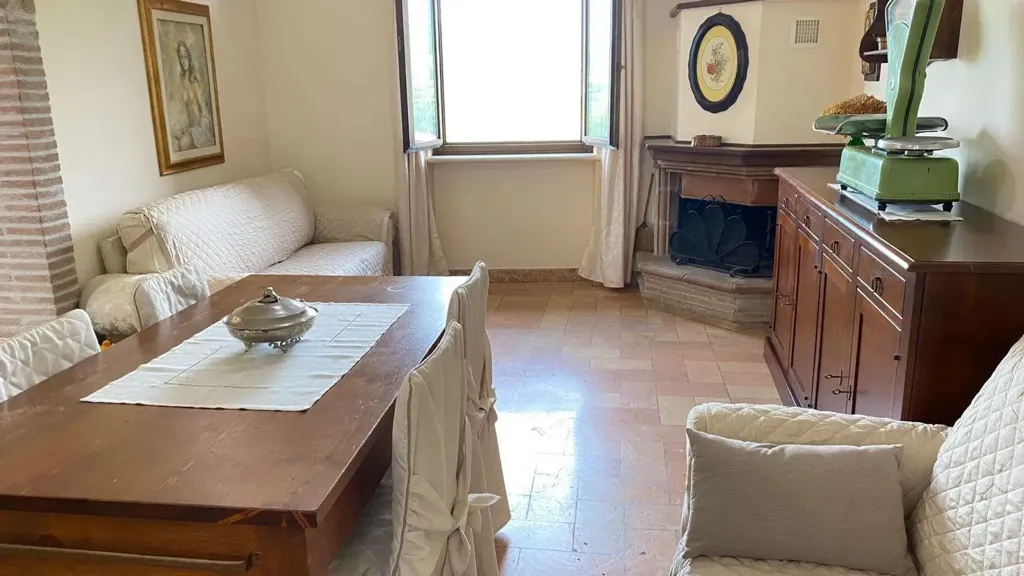 Söögituba - Rented Triplex with Terrace in Spoleto
